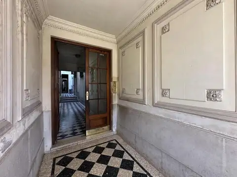 Caracas al 1400, Paternal