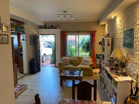 Depto Tipo Casa en Venta de 2 dormitorios