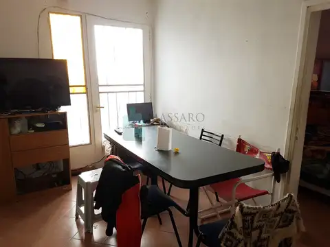 Depto Tipo Casa 4 ambientes con 2 baños