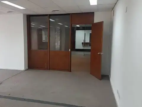 Leandro N. Alem al 600