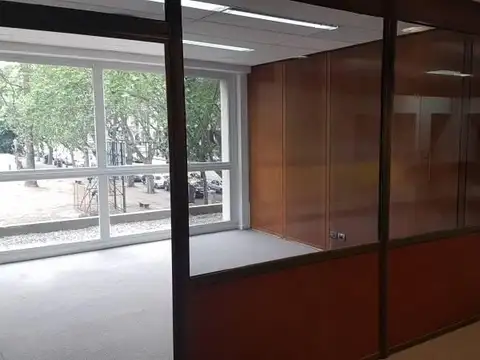 Oficina en Alquiler en San Nicolás, USD 5.600