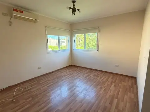 Casa  en Venta en Los Arces, La Cañada de Pilar, Pilar