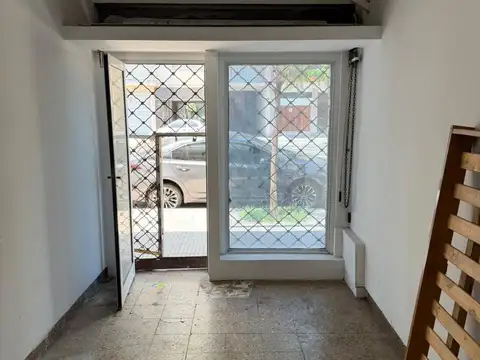 CASTRO BARROS 300, Piso PB