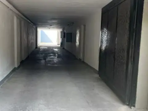 Andonaegui 1200 Parque Chas Cochera U$17.000