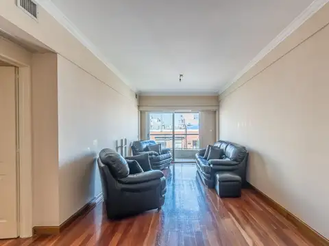 Avenida Directorio 500