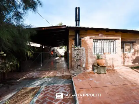 Casa en Venta de 2 dormitorios en barrio La Casona, Roldán