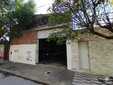 VENTA GALPON ALTO ALBERDI 200 M2 EXC UBICACION