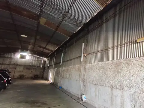 VENTA GALPON ALTO ALBERDI 200 M2 EXC UBICACION