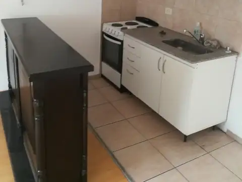 DEPTO 2 AMB CON COCHERA EN SAN FERNANDO , PTE PERON 45