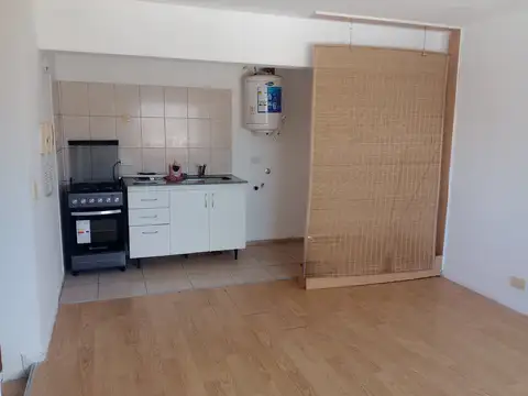 Departamento en Alquiler en San Fernando Vias  /  Centro, $ 560.000