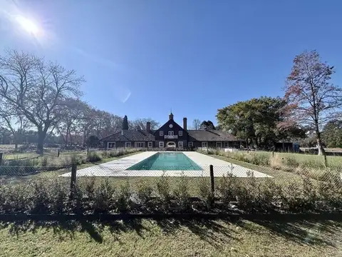 Presidente Derqui 2500