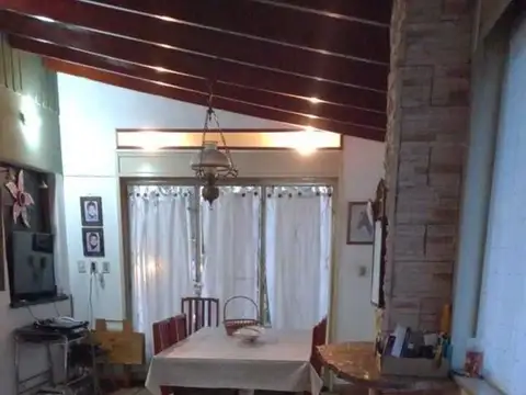 Depto Tipo Casa en Venta de 3 dormitorios