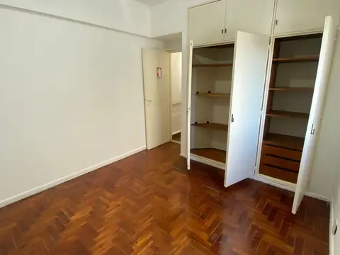 Departamento frente al Parque Avellaneda