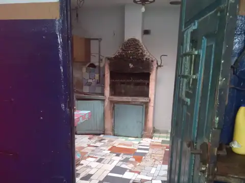 Galpon en Alquiler en Lomas Del Mirador, $ 800.000