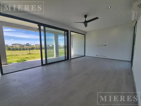 Casa en Venta en Puertos - Riberas, USD 429.000