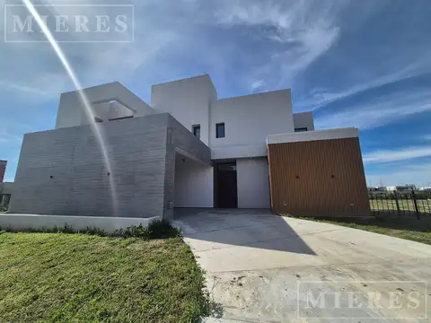 Casa en venta sobre lote interno Puertos Barrio Riberas