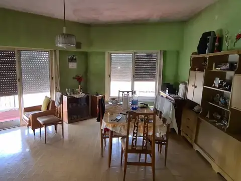 Depto Tipo Casa en Venta en Boulogne, USD 195.000