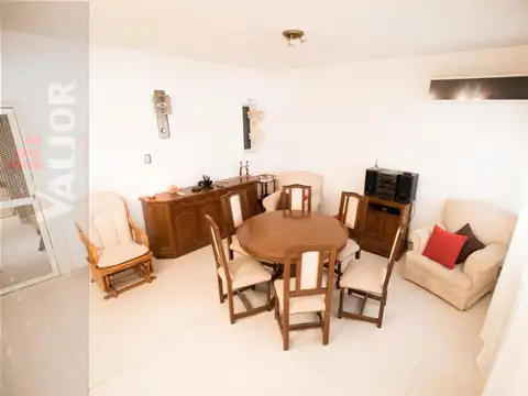 Depto Tipo Casa en Venta de 4 dormitorios