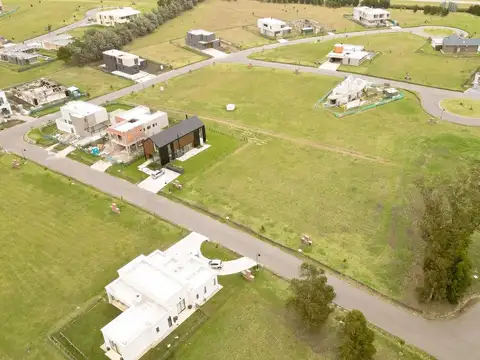 Terreno en Venta en Otro, USD 71.000