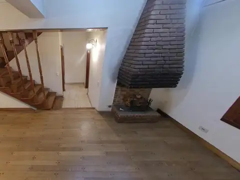 Casa en Venta en Adrogue, USD 265.000