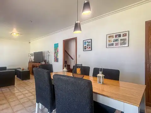 Casa 5 ambientes con 1 baño