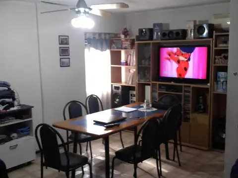 Chacabuco 206 , Piso 1