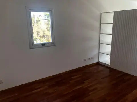 Departamento - Olivos-Vias/Maipu