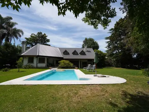 Autopista Acceso Oeste Km 42