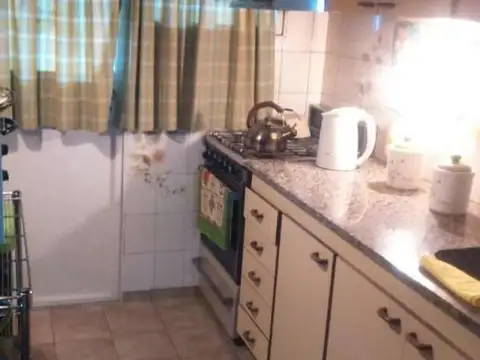 Departamento 4 ambientes con 1 baño