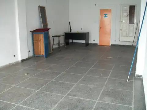 Local en Venta Via Pública