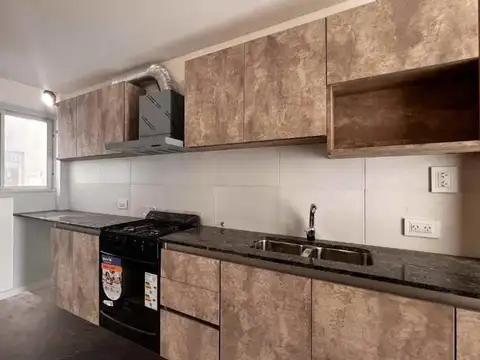 Chacabuco 5800, Piso 2