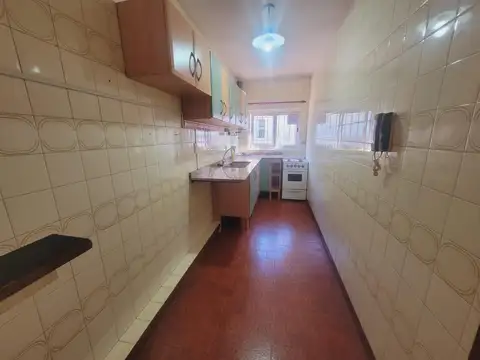 DEPARTAMENTO 2 AMBIENTE CON BALCON