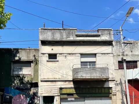 DEPARTAMENTO 3 AMBIENTES 70 M2 CON BALCÓN AL FRENTE - SIN EXPENSAS - ZEBALLOS 719 AVELLANEDA