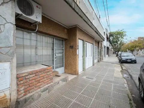 Depto Tipo Casa en Venta de 5 ambientes