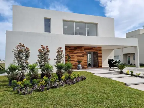 Casa en Venta en Canning, USD 649.000