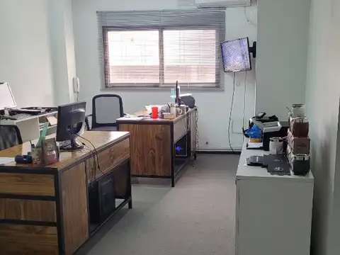 Galpon en Alquiler 25  mts Fondo