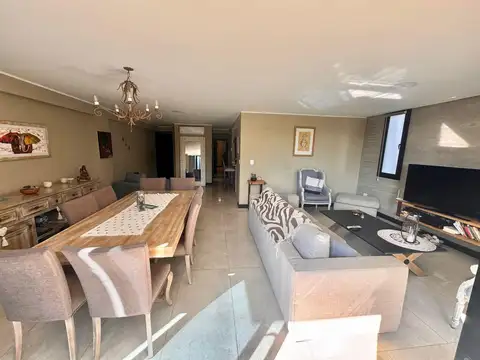 Departamento en Venta en Quinta Sección, USD 280.000