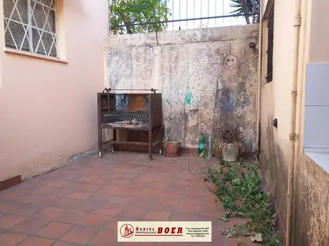 Depto Tipo Casa 4 ambientes con 2 baños