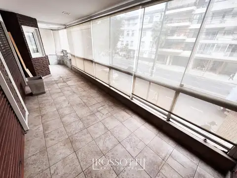 Departamento en Venta con 4 cocheras