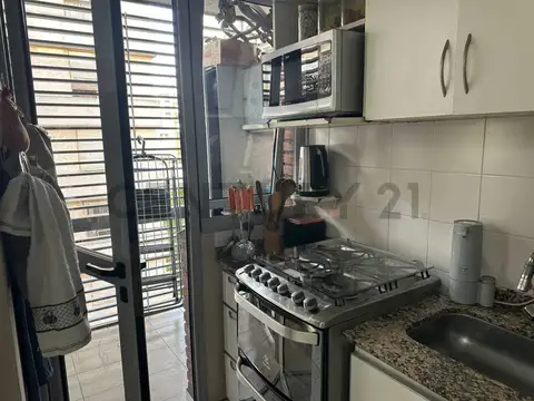 EXCELENTE DEPTO EN OBISPO TREJO C/ 2DORM Y BALCON