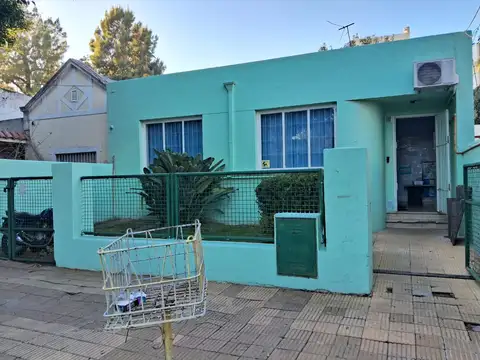 Ideal constructor zonificacion C1 Casa de 4 ambientes sobre lote de 8,66 x 43,30