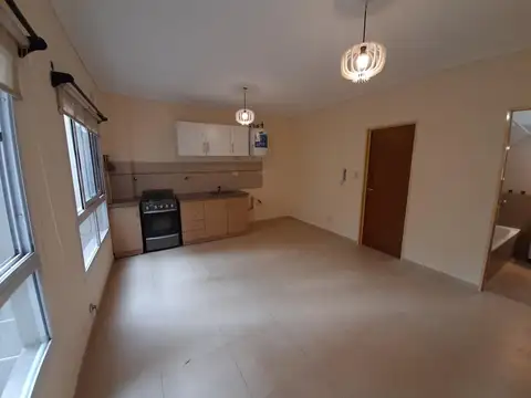 Sucre  al 400 Morón