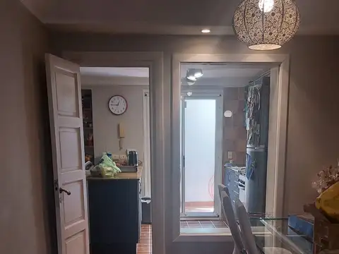 Casa en Alquiler con 2 cocheras