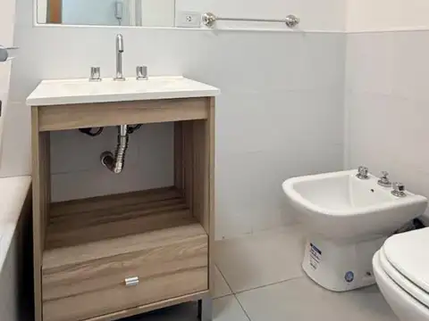 Departamento en Alquiler en Ituzaingo Norte, $ 550.000