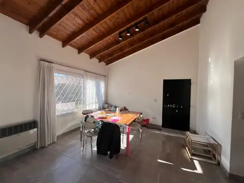 Casa en Venta en Olivos Golf, USD 280.000