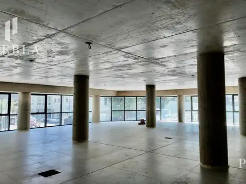 Oficina en Alquiler en Parque Patricios
