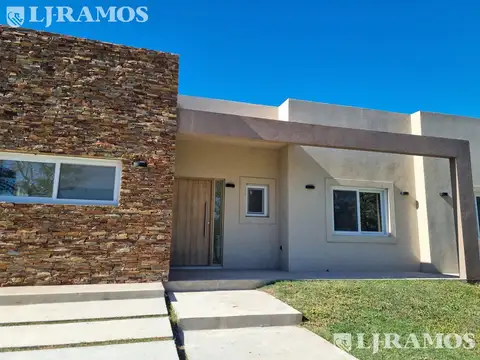 Casa en Venta en Casuarinas Del Pilar, USD 238.000