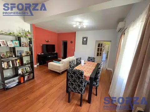 Quinta en Venta con 4 cocheras
