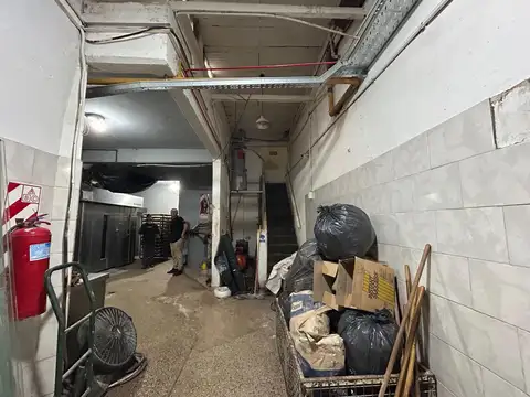 Local en Venta 30 años