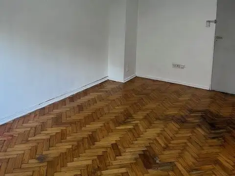 Bolivia 2000, Piso PB